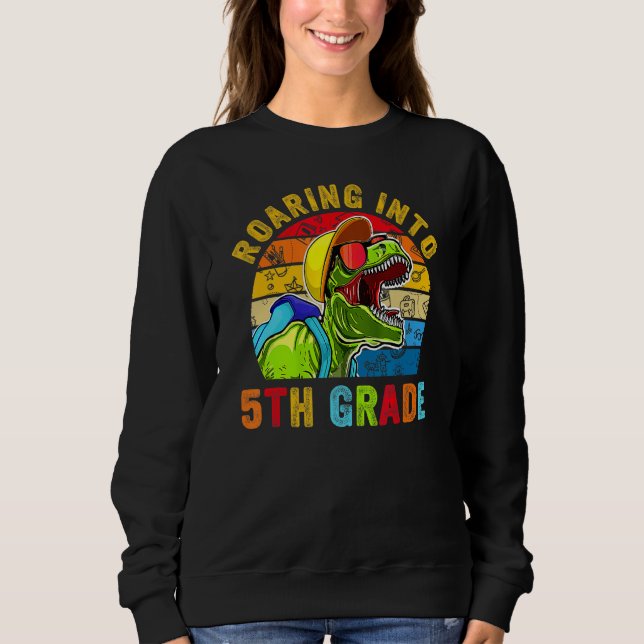 Sudadera Roaring Into Fifth Grade Rex Happy 5th Day Of Scho (Anverso)