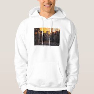 Sudadera Salida del sol sobre la calle de la ciudad de