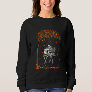Sudadera Skeleton Couple Rock On Autumn Tree Swing Playing