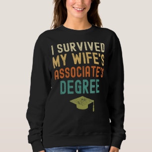 Sudadera Sobreviví a la graduación universitaria de mi espo