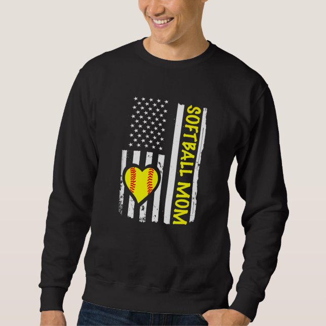 Sudadera Softball Mom USA Flag Heart   (Anverso)