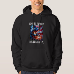 Sudadera Soldados encendiendo la pasión, una chispa en un g