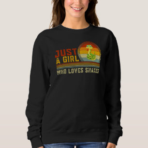 Sudadera Solo un Chica que ama a las serpientes con un gráf