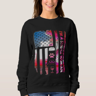 Sudadera Soy Una Simple Mujer Caminando Campamento De Perro