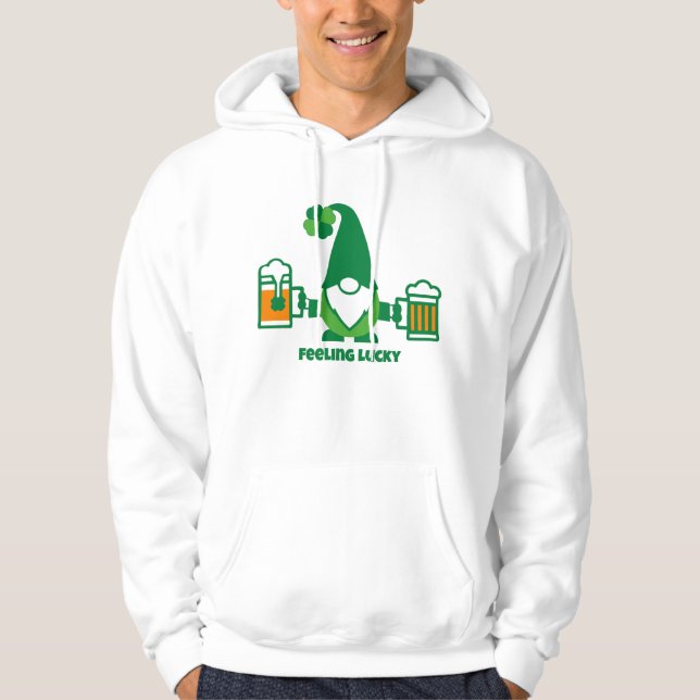 Sudadera St. Patrick’s Day Gnome with Beer Mug (Anverso)