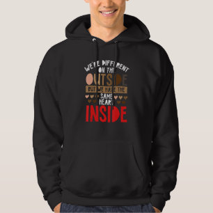 Sudadera Tenemos el mismo corazón abrazar la negrura su neg