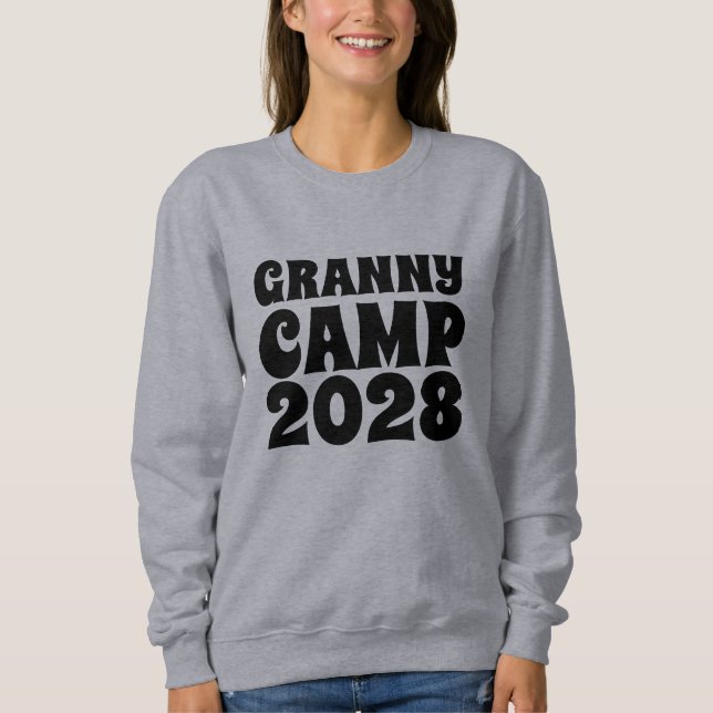 Sudadera Texto del campamento de abuelitas retro (Anverso)