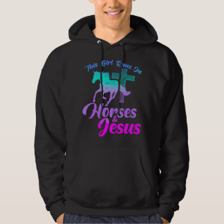 Sudadera THIS GIRL RUNS ON HORSES & JESUS Love Equestrian R
