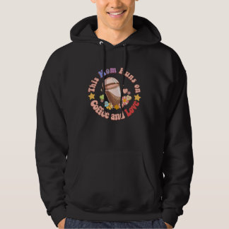 Sudadera This Mom Runs on Coffee and Love Funny Caffeine Mo
