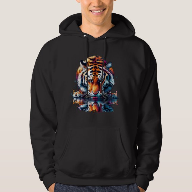 Sudadera Tigre mirando su reflejo en el agua (Anverso)