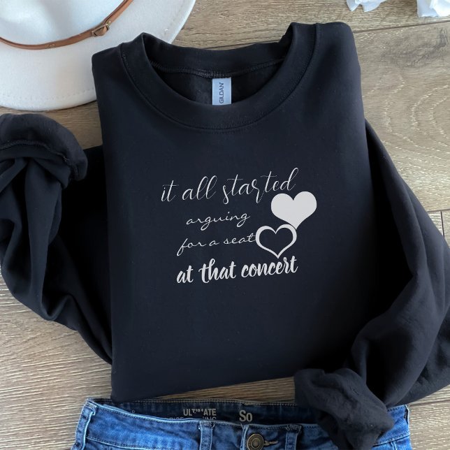 Sudadera Todo comenzó a discutir por un asiento (Subido por el creador)