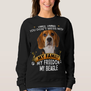 Sudadera Tres cosas que no se mezclan con el perro Beagle