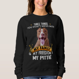 Sudadera Tres cosas que no se mezclan con el perro de Pitti