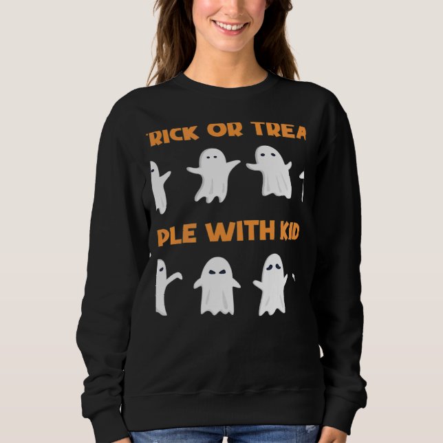 Sudadera Trick or Treat People With Kindness Halloween (Anverso)
