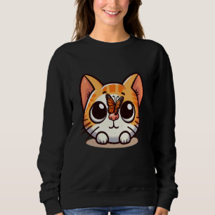Sudadera Un gato lindo con los ojos cruzados en la mariposa