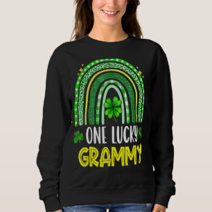 Sudadera Una familia divertida y afortunada de Grammy St Pa