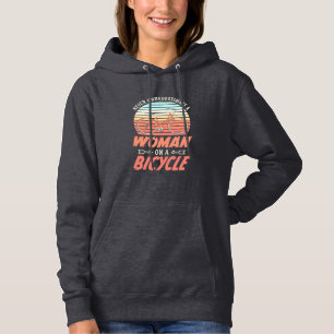 Sudadera Una Mujer En Una Bicicleta