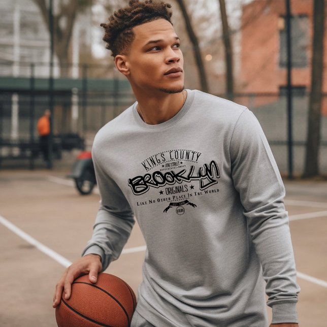 Sudadera Urban Streetwear Typography T-Shirt (Subido por el creador)