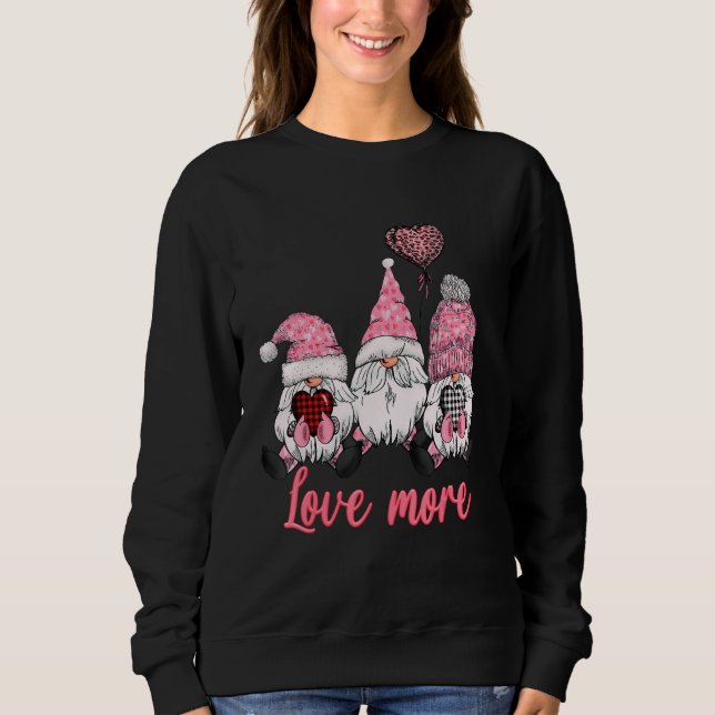 Sudadera Valentine Gnomes Cute Loves More Heart Buffalo Red (Anverso)
