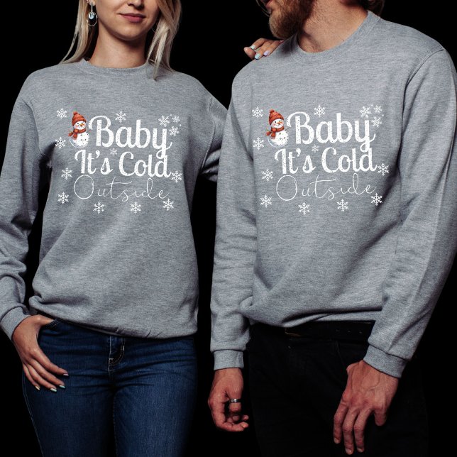 Sudadera Vintage Distressed "Baby It's Cold Outside"   (Subido por el creador)