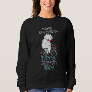 Sudadera World Bicycle Day Polar Bear Riding Bike   Biking