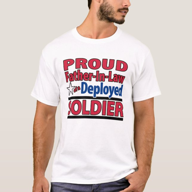 Suegro orgulloso de una camisa desplegada del (Anverso)