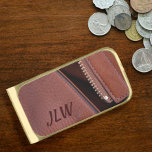 Sujeta Billetes Dorado Unzipped Leather with Initials<br><div class="desc">Este clip masculino de dinero ejecutivo inspirado en el cuero marrón rico y un cierre de latón sin cremallera, tiene el aspecto de cuero fino con tuberías y cosido. Este elegante clip de dinero es sofisticado y al mismo tiempo es un toque divertido en el cuero falso. Un regalo ideal...</div>