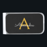 Sujeta Billetes Plateado Black Gold Modern Script Girly Monograma Nombre<br><div class="desc">Monograma Gold y Black Simple Script Nombre Dinero Clip. Esto hace que la graduación perfecta,  dulce cumpleaños de 16 años,  boda,  ducha de novia,  aniversario,  ducha de bebé o fiesta de soltera sea un regalo para alguien que ama el lujo glam y los estilos de moda.</div>
