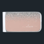 Sujeta Billetes Plateado Monograma de Purpurina rosado Rubor Gold Rosa Girl<br><div class="desc">Rosa Gold Rubor Rosado y Plata Espuma Purpurina Cepillado Monograma Metalizado Clip de dinero. Esto hace que la graduación perfecta, dulce cumpleaños de 16 años, boda, ducha de novia, aniversario, ducha de bebé o fiesta de soltera sea un regalo para alguien que ama el lujo glam y los estilos de...</div>