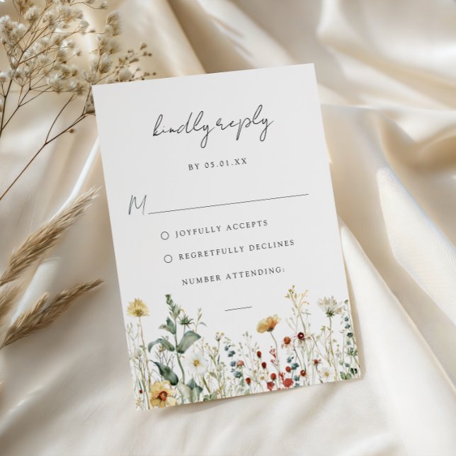Summer Wildflower Field Wedding RSVP Card (Subido por el creador)