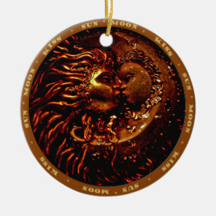 Sun<Moon, ornamento del beso
