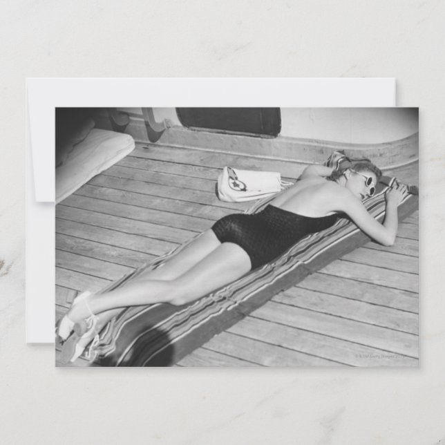 Sun Tanning Woman (Anverso)