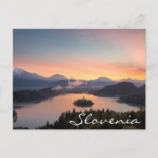 Sunrise over Lake Bled, Eslovenia postal de texto (Anverso)