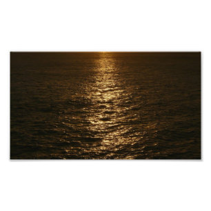 Sunset on the Water Resumen Fotografía del Océano