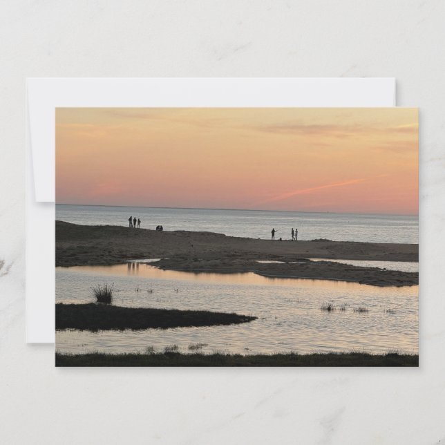 Sur la plage au coucher du soleil (Anverso)