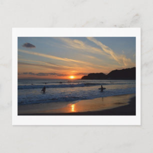 Surf al atardecer: La costa de Shonan, la postal d