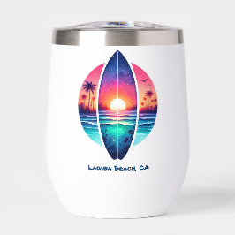 Surfboard en el atardecer