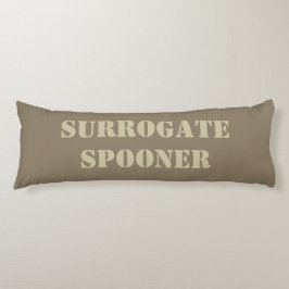 Surrogate Spooner nombre personalizado y almohada