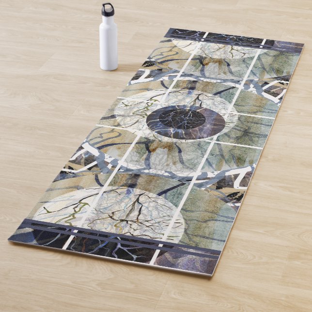 Susea Blu Studios Lightning Yoga Mat (In situ)