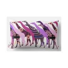CUSHIONS & PILLOWS