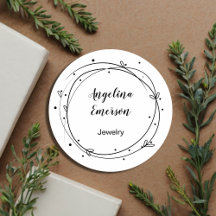 Feminine Wreath Simple Lines