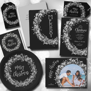 Tarjeta Festiva Wreath de plata en foto negra feliz