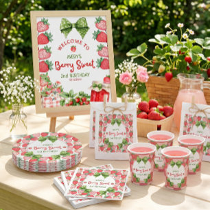 Invitación de cumpleaños de fresa dulce de bayas 2