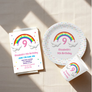 Invitación ¡En la Nube 9! Cumpleaños del Arcoiris