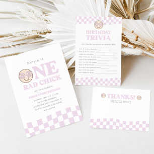 Invitación Groovy Chica Checkered Happy Face   1 cumpleaños