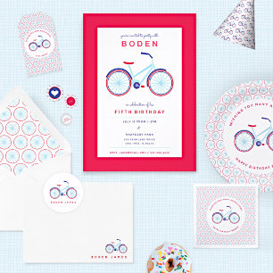Bicicleta moderna en la invitación al cumpleaños a
