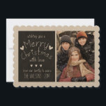 TABLA DE CAMBIOS DULCE | TARJETA DE RECOGIDA DE FO<br><div class="desc">TARJETA DE RECIBIMIENTO DE FOTOS DULCE RÚSTICA 2014 CON DISEÑO DE CHALKBOARD NEGRO. ELKE CLARKE© MANEJA FUENTE DE TEXTO ESCRITO CON LAS PALABRAS "DESEÁNDOTE UNA FELIZ NAVIDAD CON AMOR DE NUESTRA FAMILIA A LA TUYA" Y CUTE PATRÓN DE CORAZÓN. TRES COLLAGES DE FOTOS. UNO EN FRENTE Y DOS EN LA...</div>