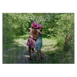 Tabla De Cortar Amistad de hermanas en el país de la Primavera Rus