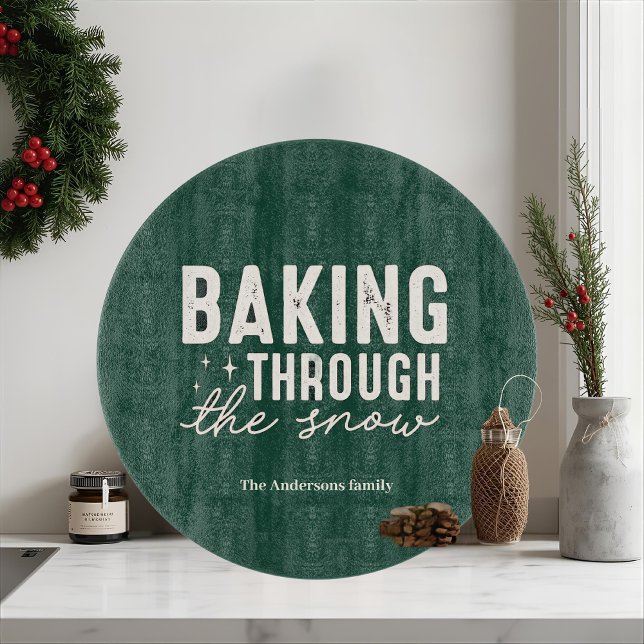 Tabla De Cortar “Baking Through the Snow Personalized Forest Green (Subido por el creador)
