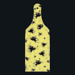 Tabla De Cortar Bee and Flower Board - Regalo Boda para pareja<br><div class="desc">Celebra la alegría de la unión con este diseño de abejas. Un regalo de cocina para recién casados o parejas que construyen una vida juntos.</div>